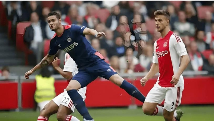 阿贾克斯全胜,埃因霍温劲敌难敌 阿贾克斯全胜,埃因霍温劲敌难敌