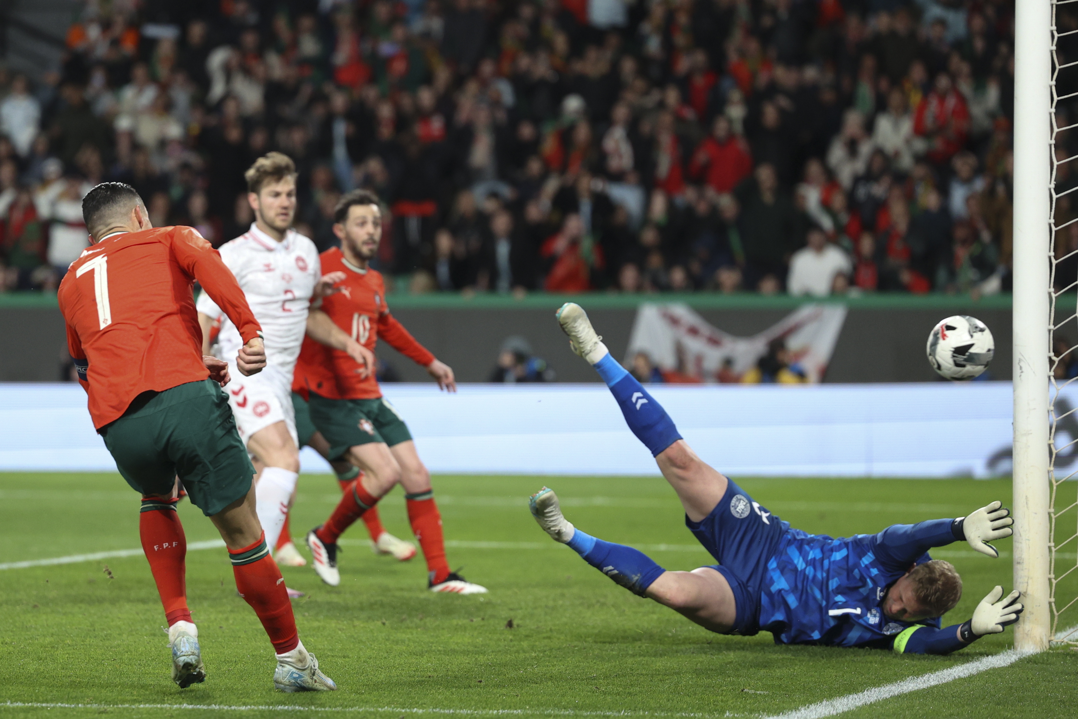 葡萄牙门将成功康复或可参加世界杯预选赛的简单介绍 葡萄牙门将成功康复或可参加世界杯预选赛的简单介绍