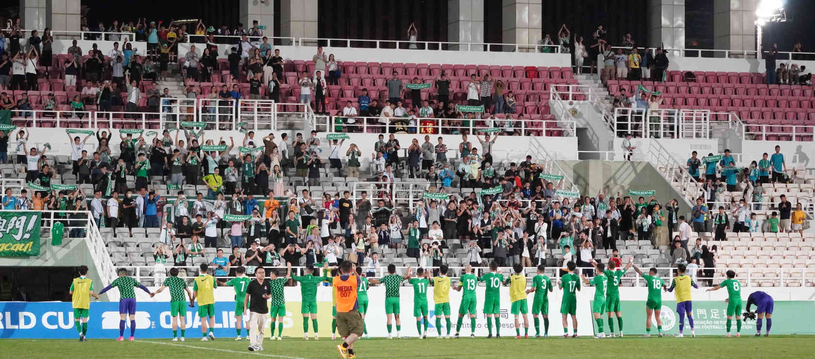 澳门巴黎队在关键时刻动起全队之力的简单介绍 澳门巴黎队在关键时刻动起全队之力的简单介绍