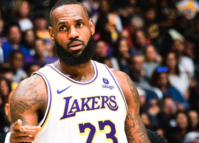 Ming迎来三赛季出色发挥,老鹰观众热烈欢呼! Ming迎来三赛季出色发挥,老鹰观众热烈欢呼!